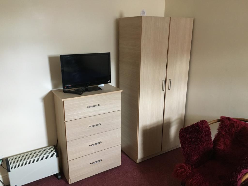 Duke Of Edinburgh Otel Swindon Dış mekan fotoğraf