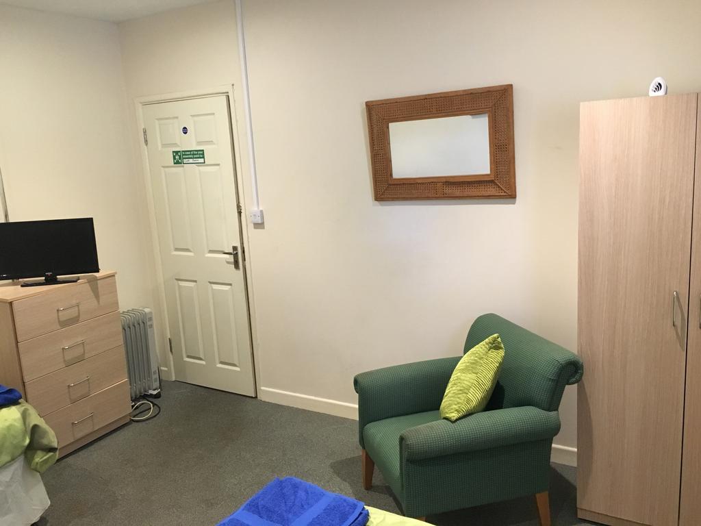 Duke Of Edinburgh Otel Swindon Dış mekan fotoğraf