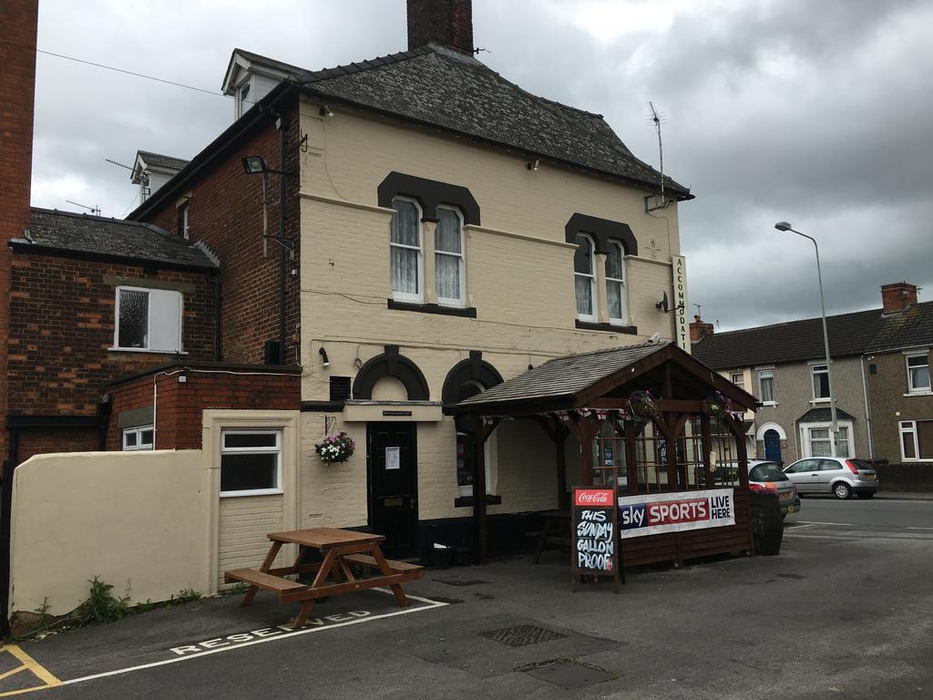 Duke Of Edinburgh Otel Swindon Dış mekan fotoğraf